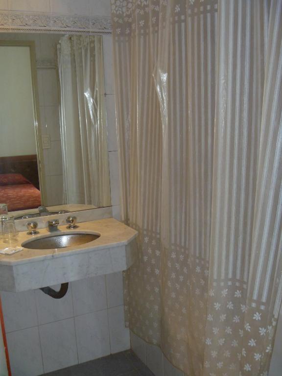 بوينس آيرس Hotel Turista الغرفة الصورة
